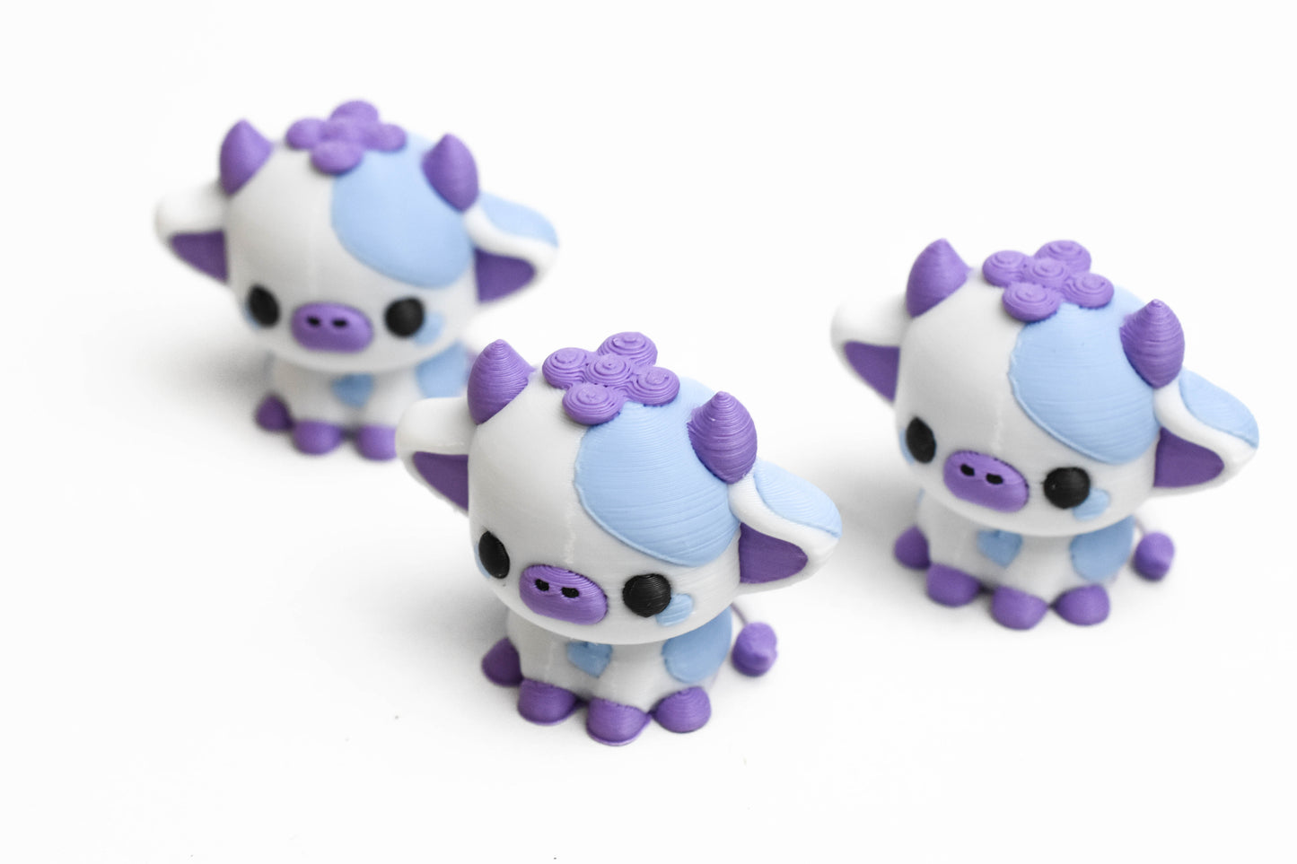 Blueberry Bliss Cow Aesthetic 3D Printed Keychain - Kawaii & Pastel Bag Charm🫐🐮💜🔑